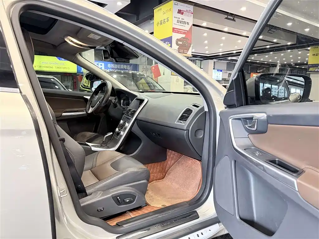 Volvo XC60 — миниатюра 6