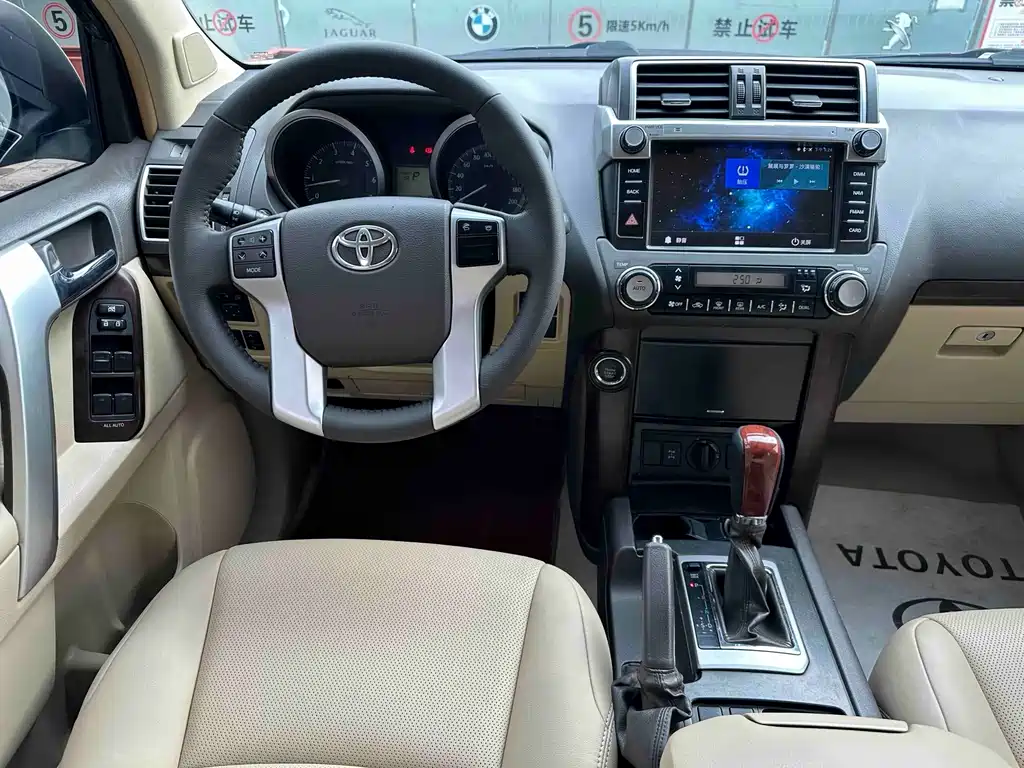 Toyota Prado — миниатюра 14