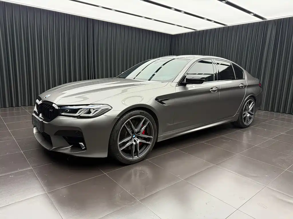 BMW M5