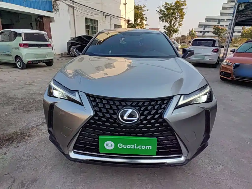 Lexus UX — миниатюра 3