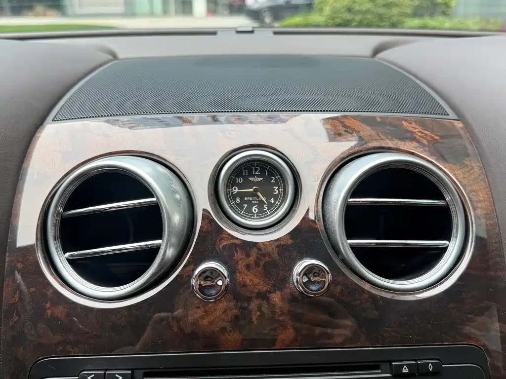 Bentley Flying Spur 2012 6.0T