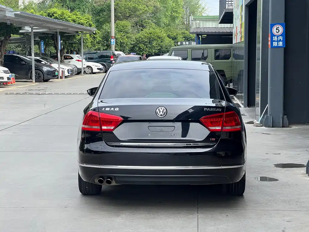Volkswagen Passat — миниатюра 4