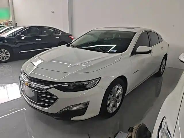 Chevrolet Malibu XL