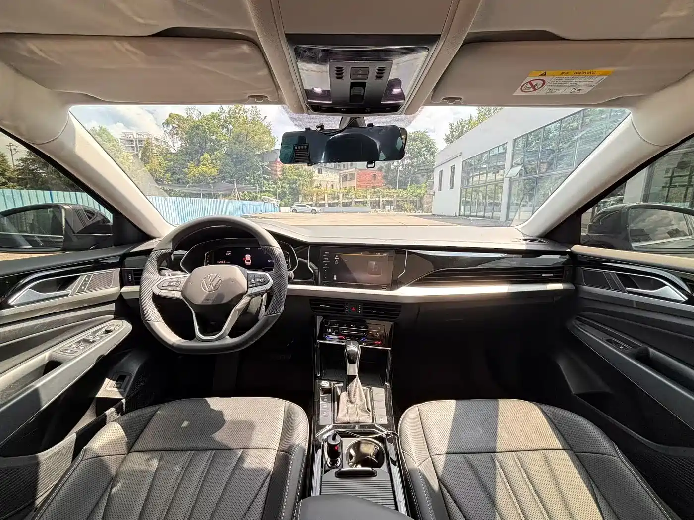 Volkswagen Passat id 4583672 из Китая 7