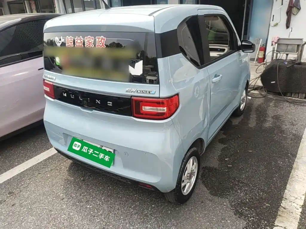 Wuling MINIEV — миниатюра 7