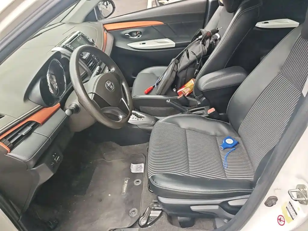 Toyota Yaris L — миниатюра 20