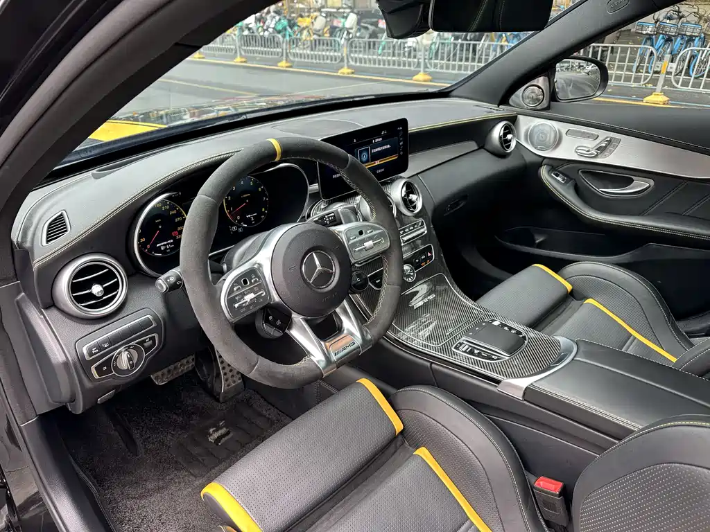 MERCEDES-BENZ C CLASS AMG