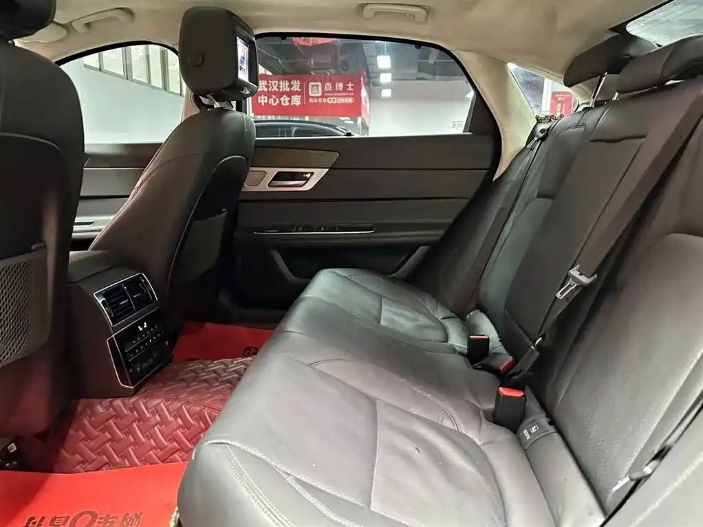 Jaguar XFL 2018 XFL 2.0T 250PS Premium