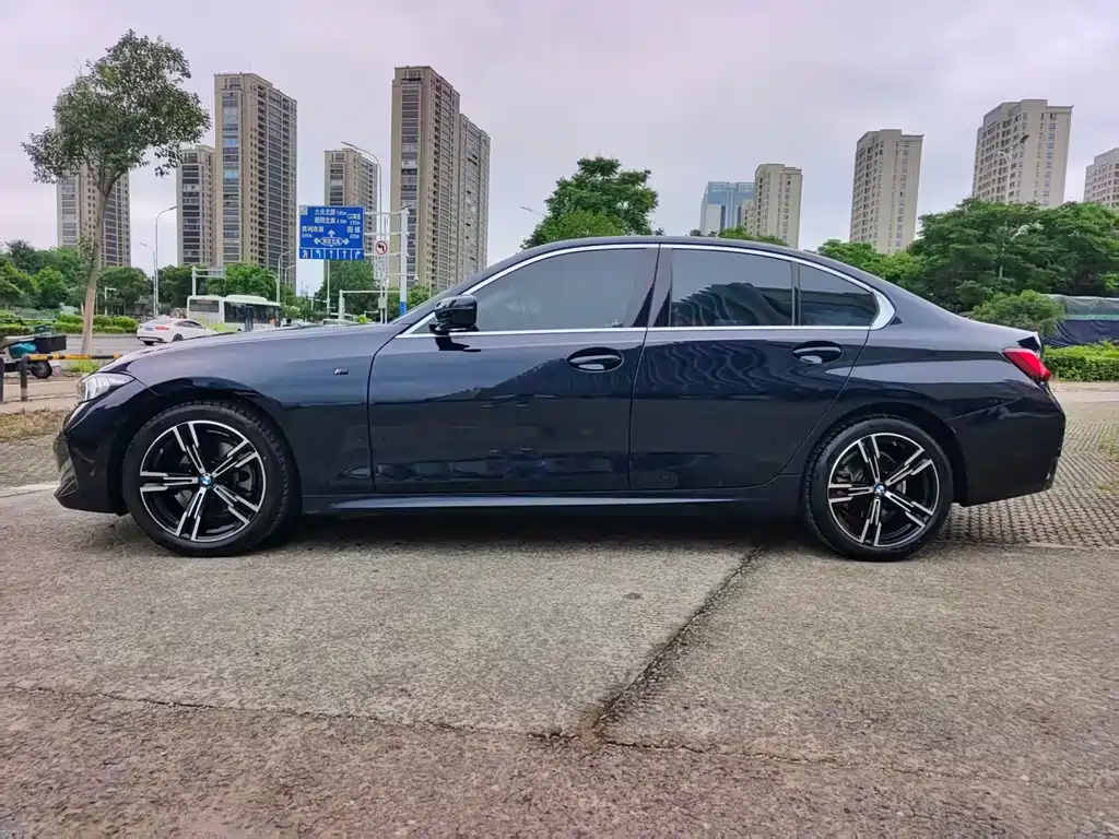 BMW 3 Series 3 2023 325i M Sport