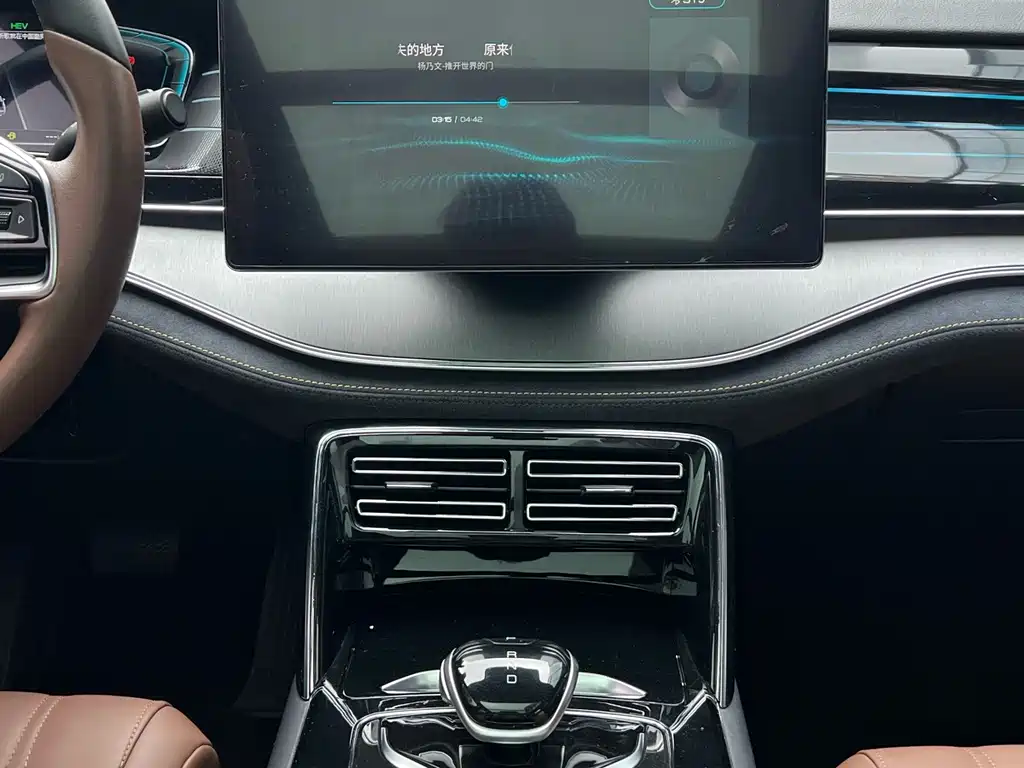 BYD Tang New Energy — миниатюра 21