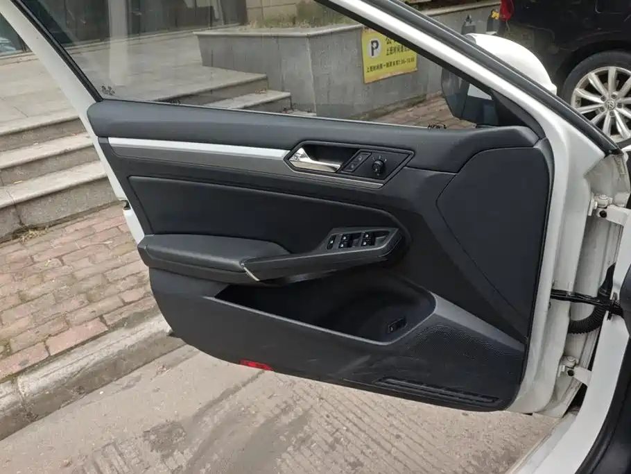 Volkswagen Lamando — миниатюра 7
