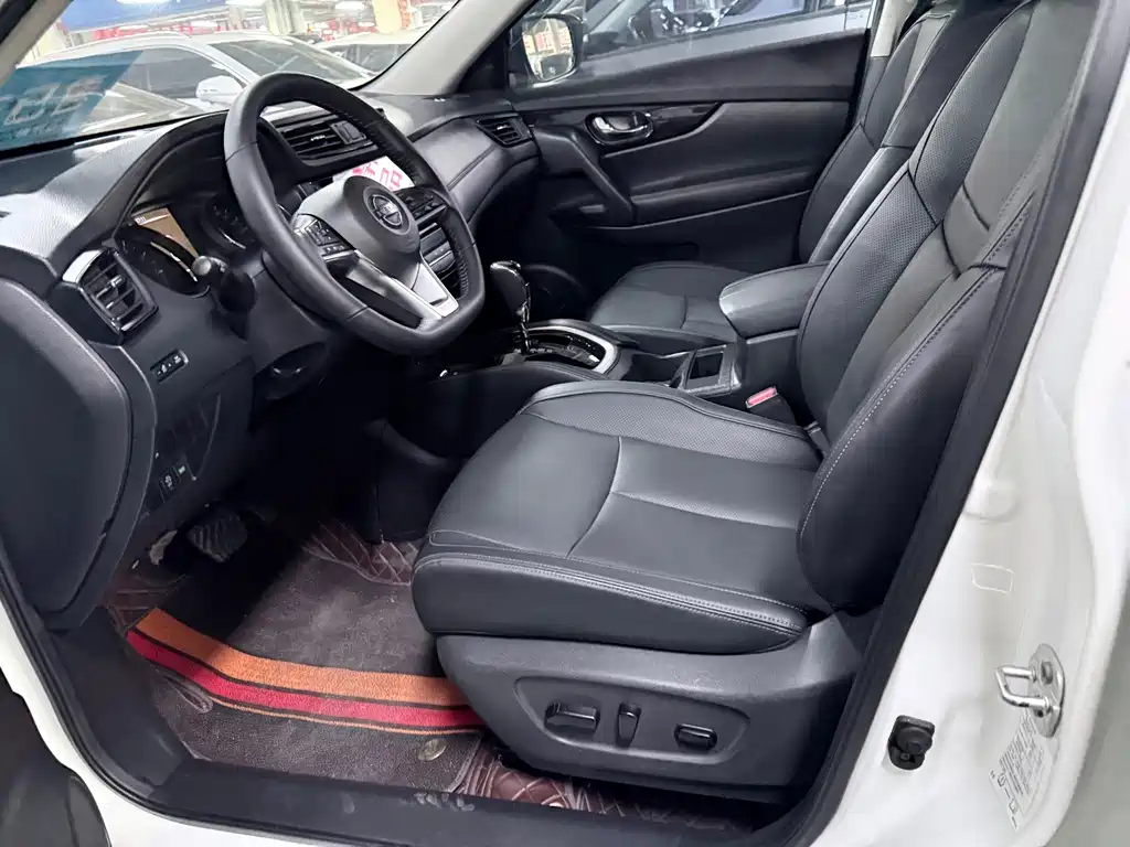 Nissan X-Trail — миниатюра 7