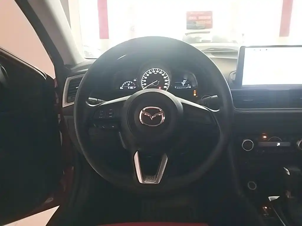 Mazda 3 Axela — миниатюра 11