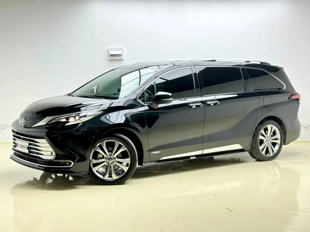 Toyota Sienna 2024
