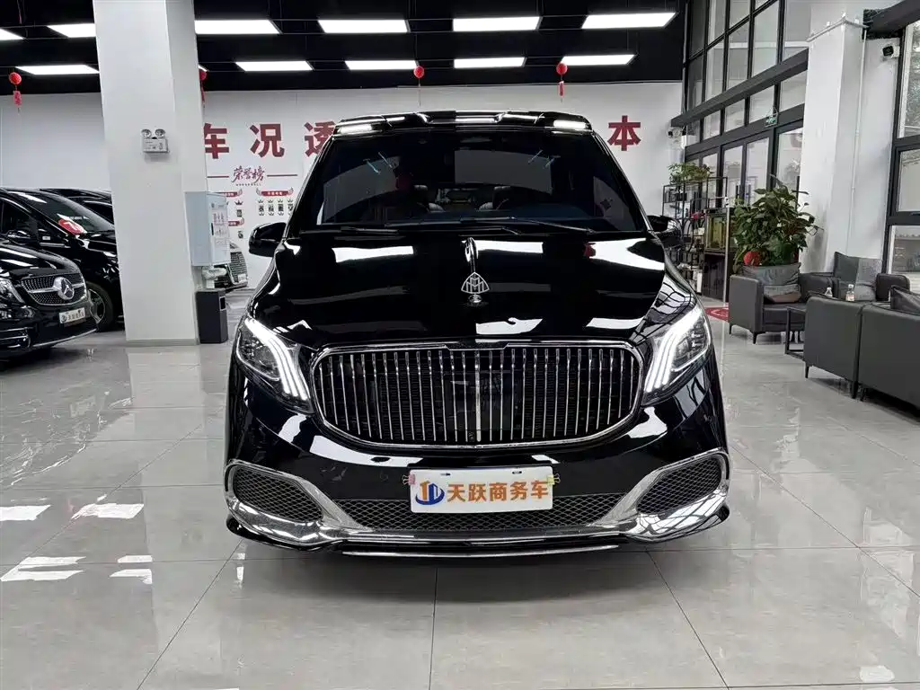 Mercedes-Benz Vito 2024