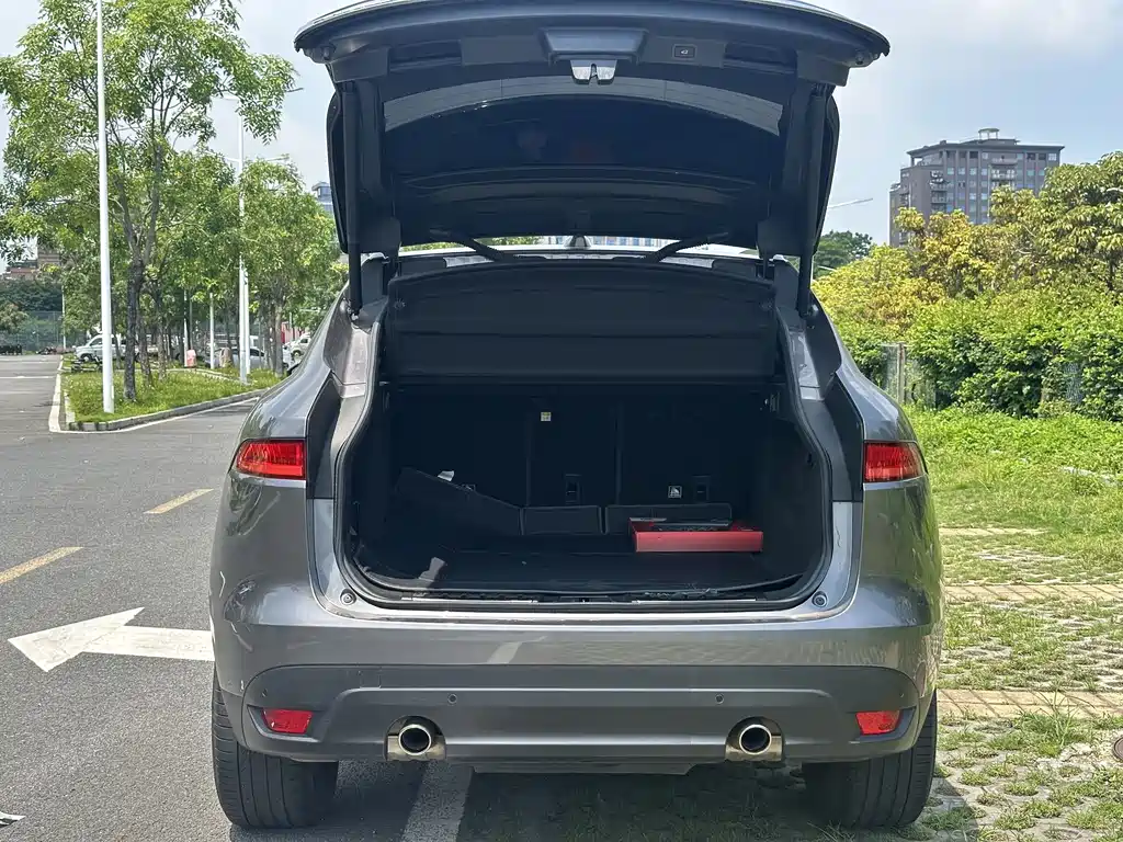 Jaguar F-Pace 2020 2.0T