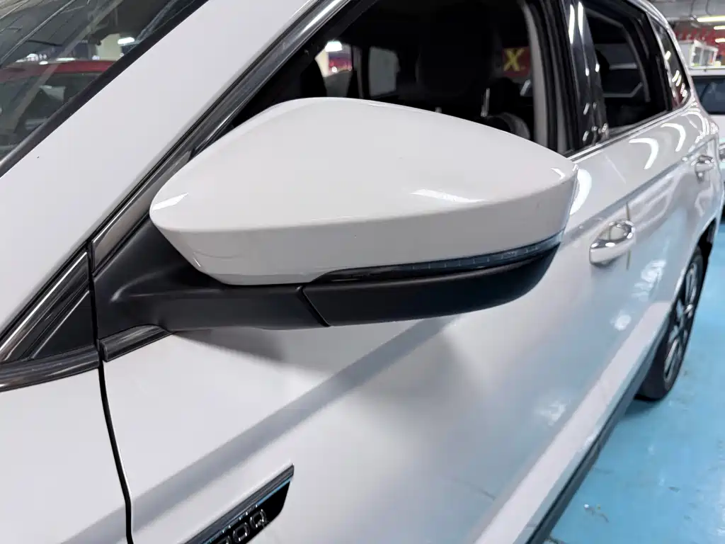 Skoda Karoq — миниатюра 6