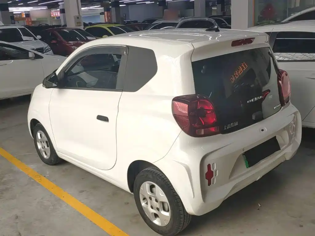 Roewe Clever — миниатюра 5