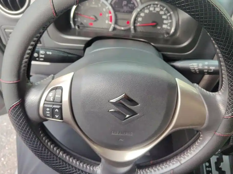 Suzuki Jimny — миниатюра 15