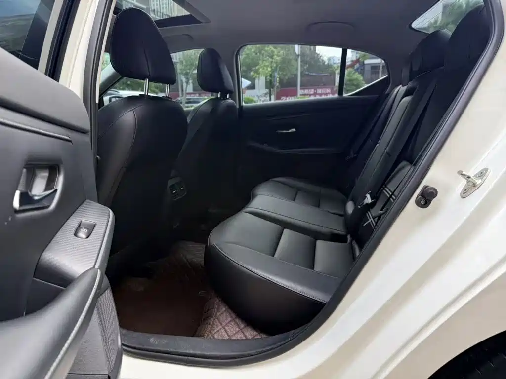 Nissan Sylphy — миниатюра 13