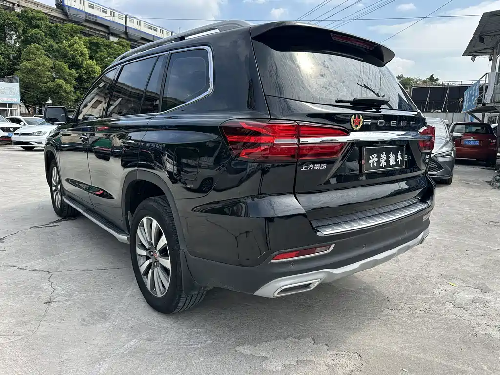 Roewe RX8 — миниатюра 4