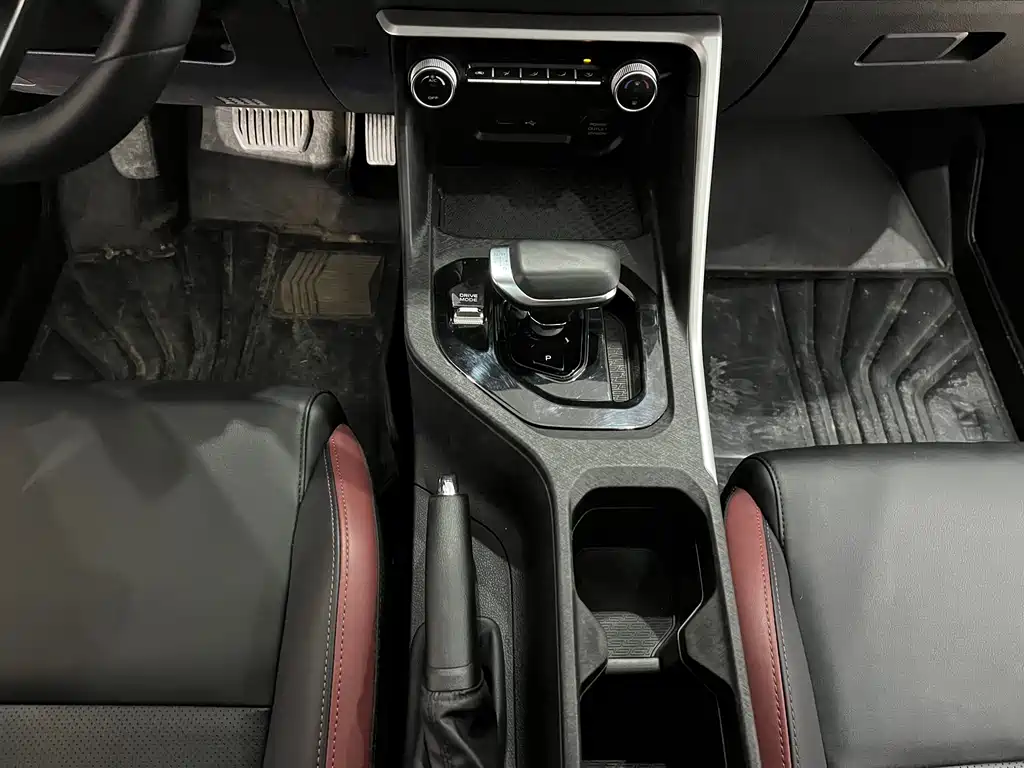 GEELY AUTOMOBILE BINYUE