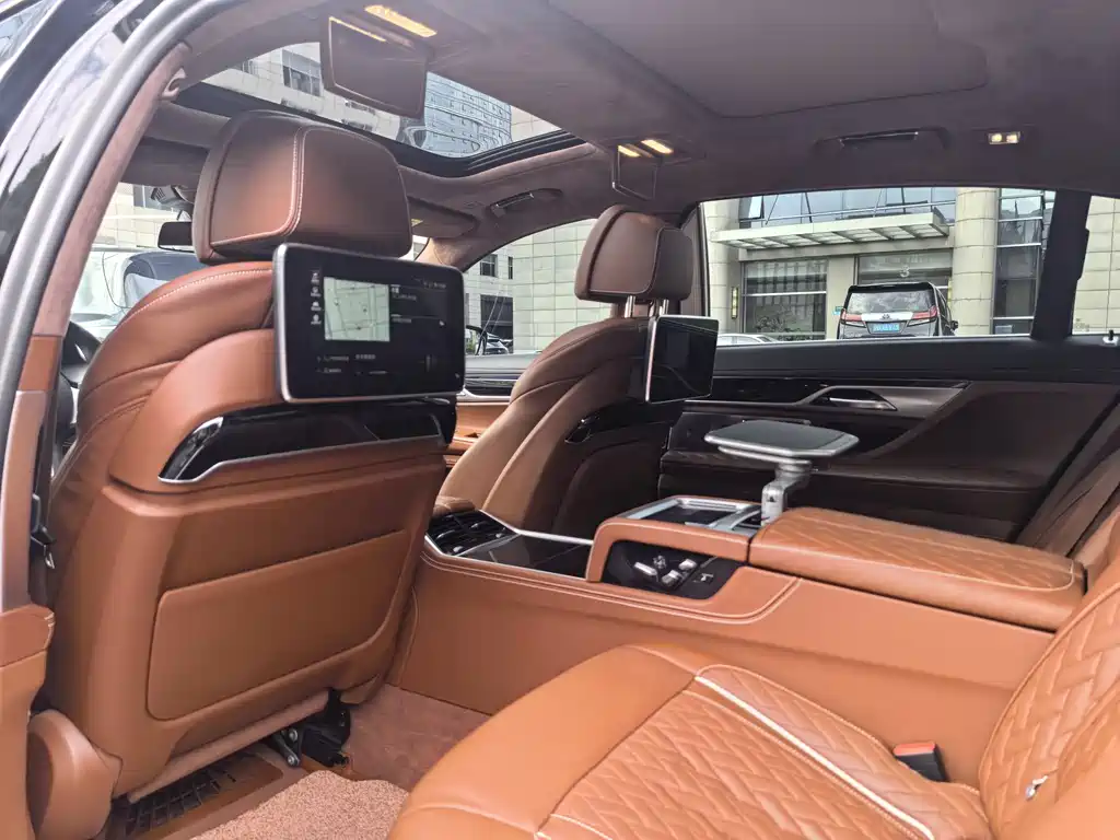 BMW 7 Series 7 2021 740Li xDrive Executive M Sport