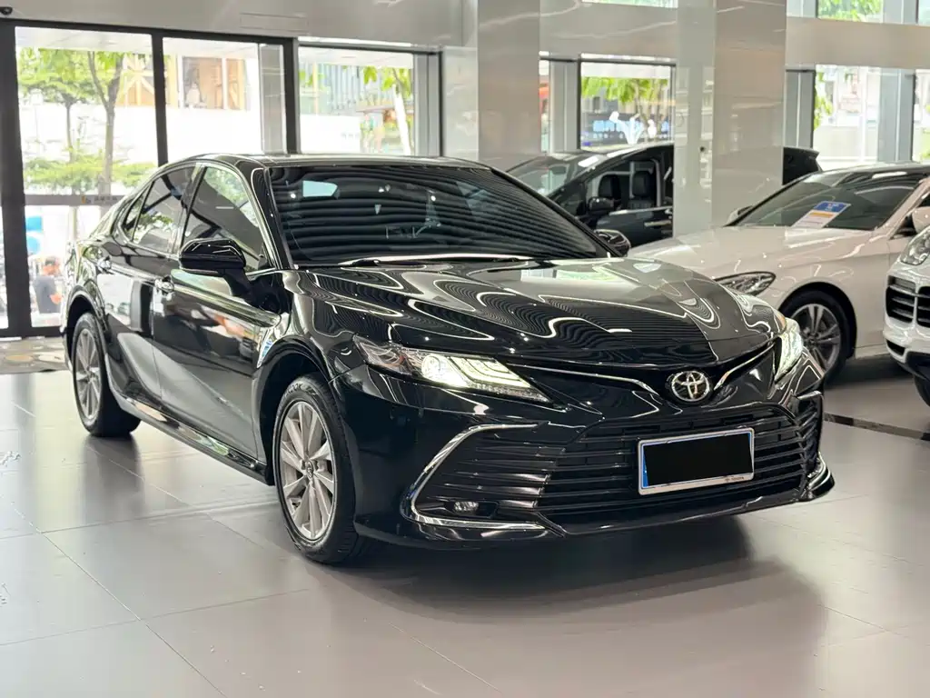 Toyota Camry 2021 2.0G Luxury
