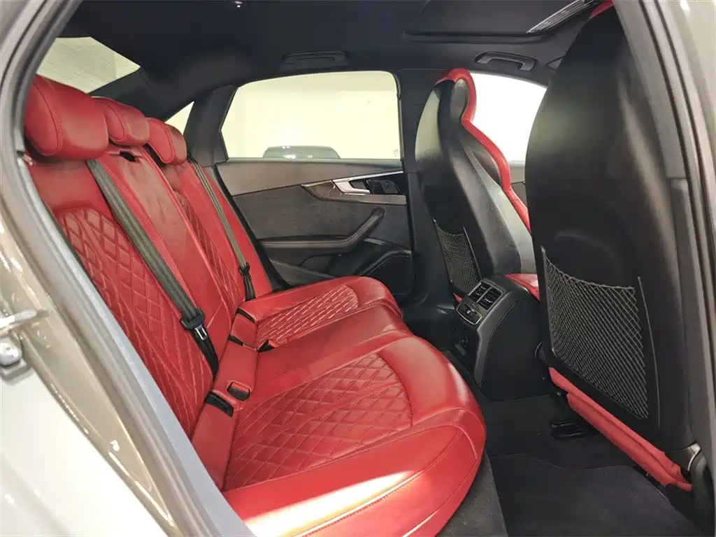 Audi S4 — миниатюра 7