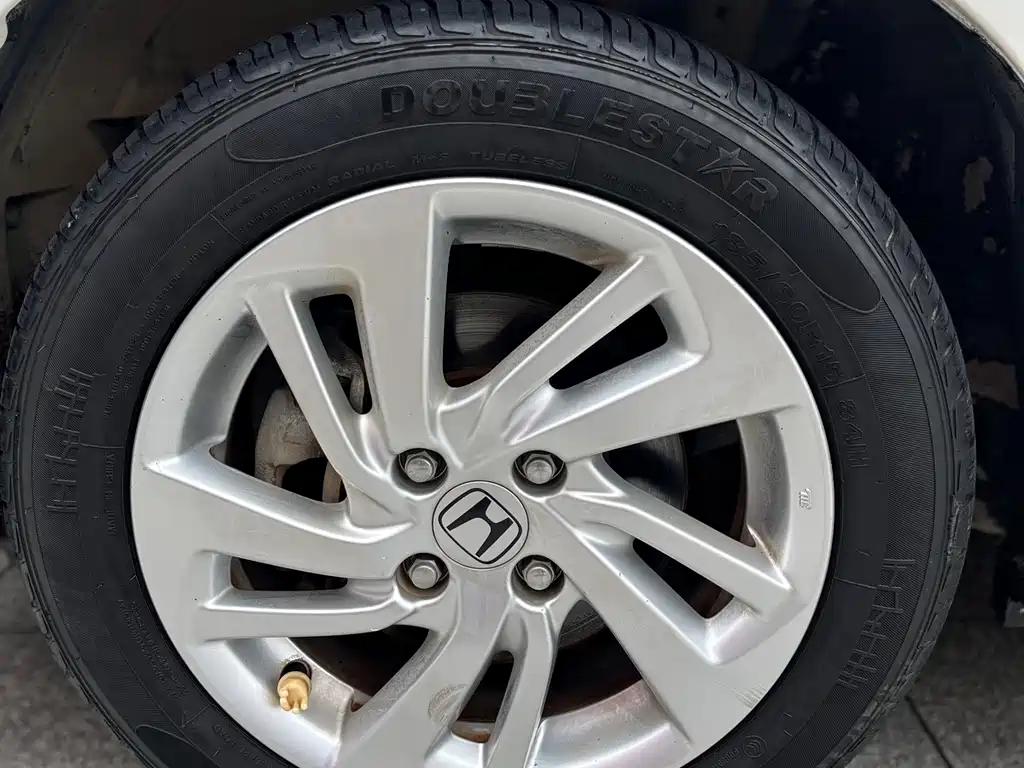 Honda Fit — миниатюра 14