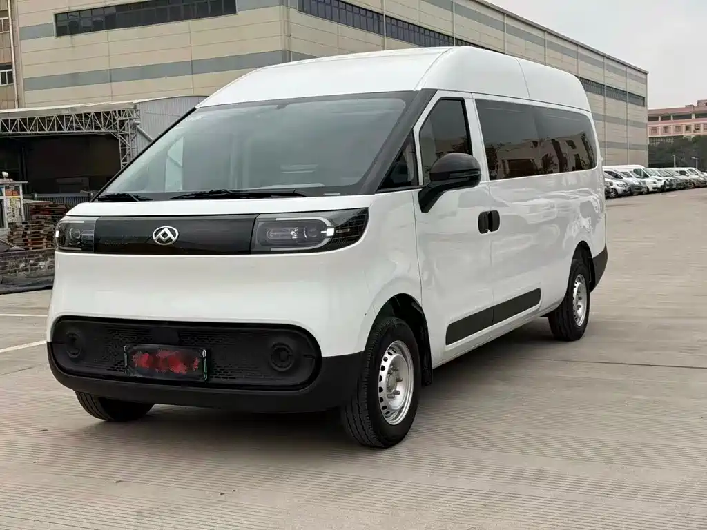 Maxus V1