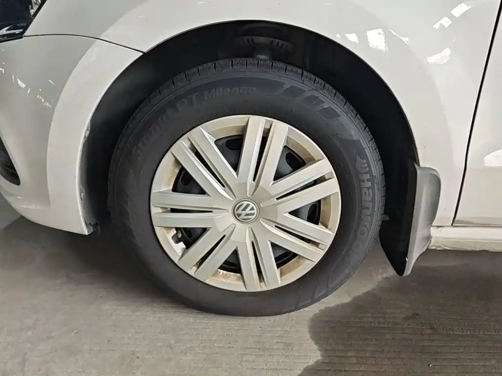 Volkswagen Polo — миниатюра 23
