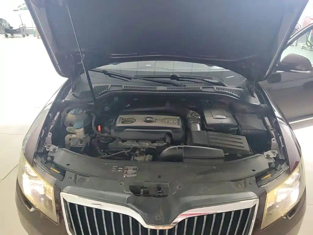 Skoda Superb — миниатюра 20