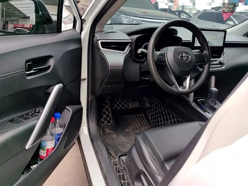 Toyota Frontlander — миниатюра 16
