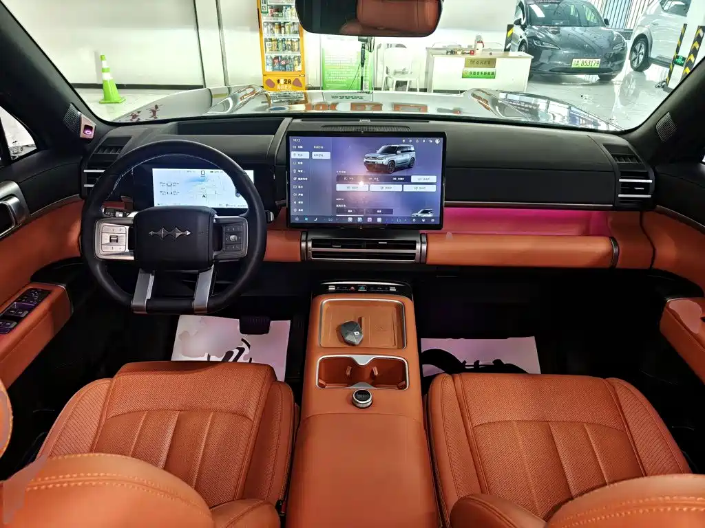 Fangchengbao Leopard 7 7 2025 200KM Max