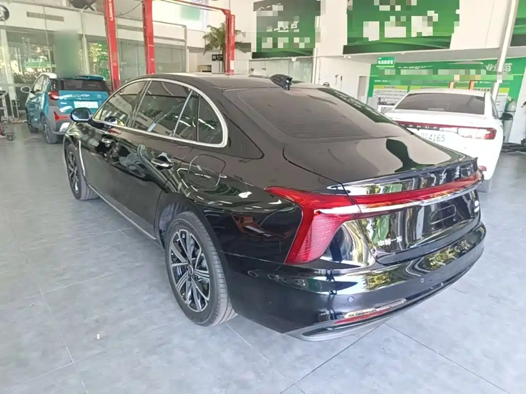 Hongqi Hongqi H5 PHEV — миниатюра 5