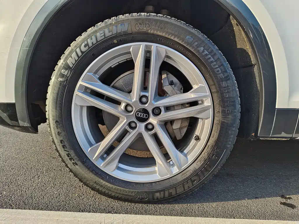 Audi Q5L — миниатюра 19