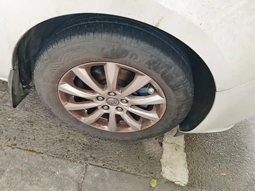 Buick Excelle — миниатюра 8