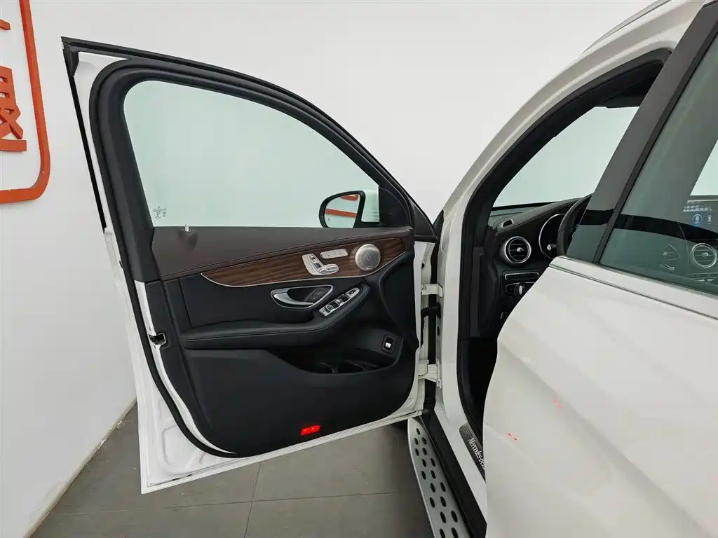 Mercedes-Benz GLC 2022 GLC 300 L 4MATIC