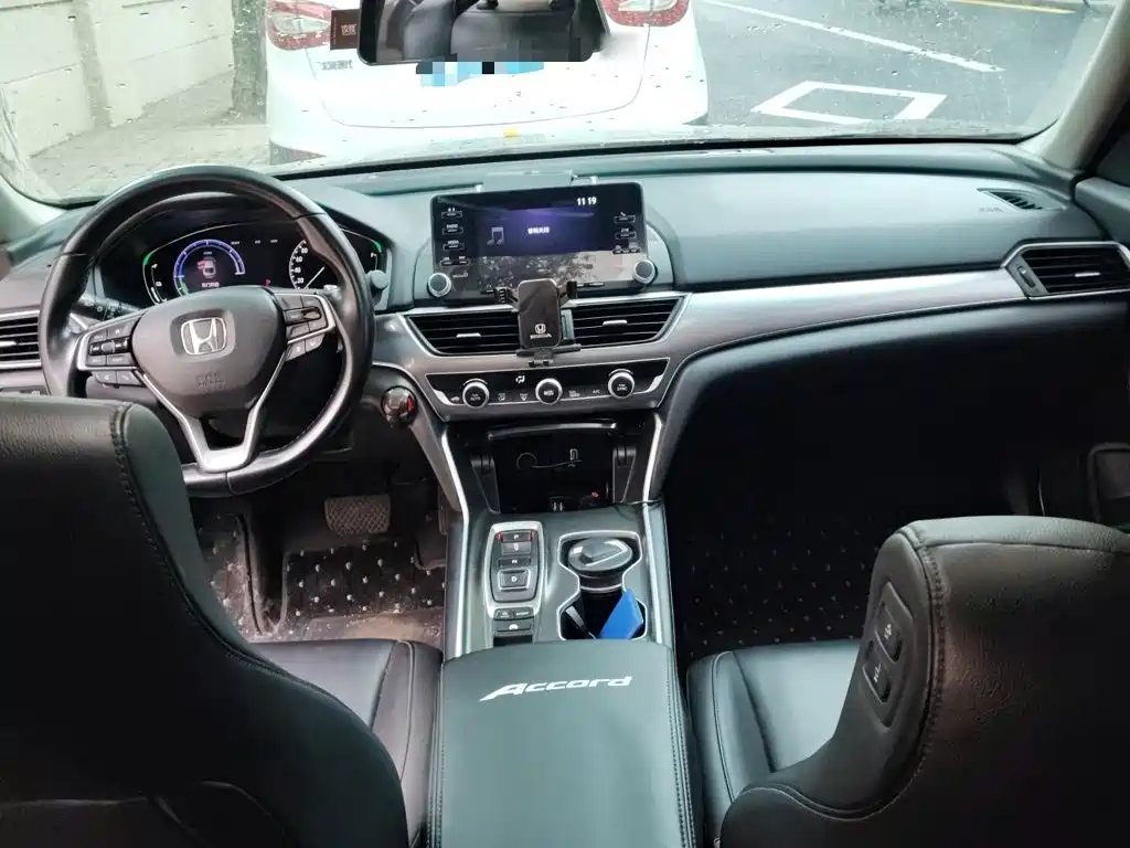 Honda Accord — миниатюра 5