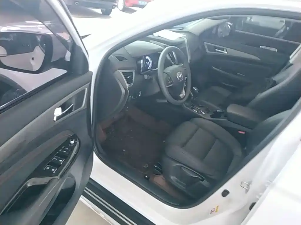 Changan CS75 — миниатюра 15