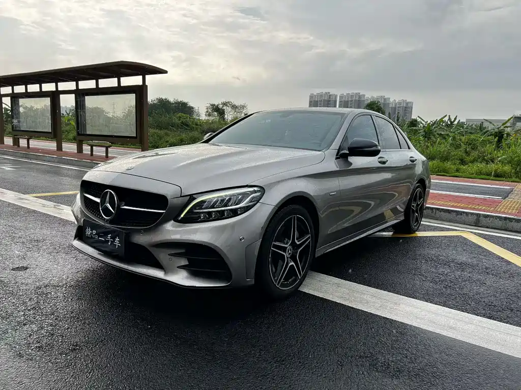 Mercedes-Benz C-Class 2021