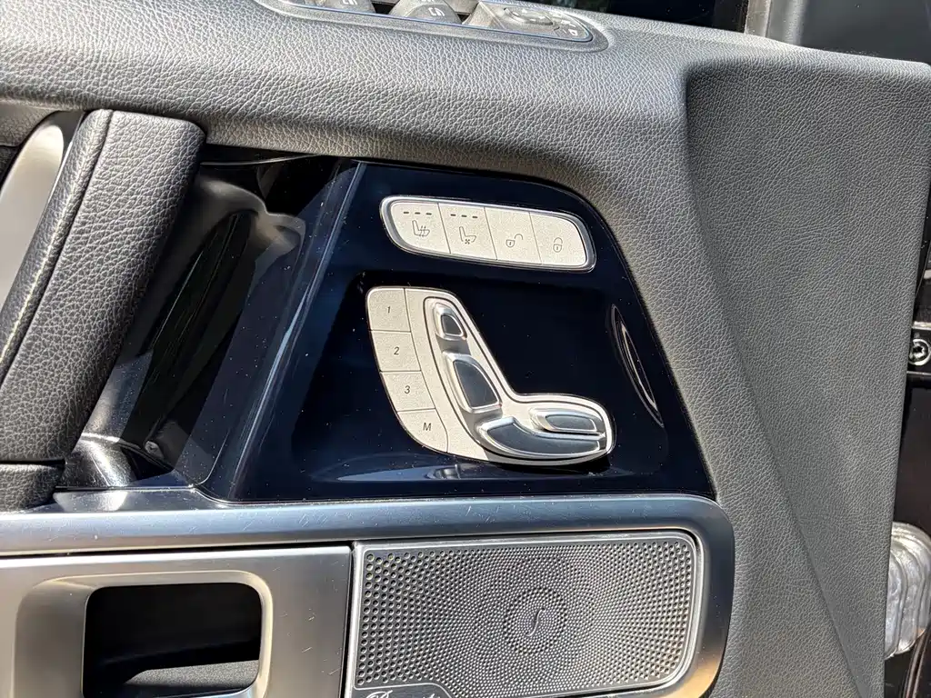 Mercedes-Benz G-Class — миниатюра 8