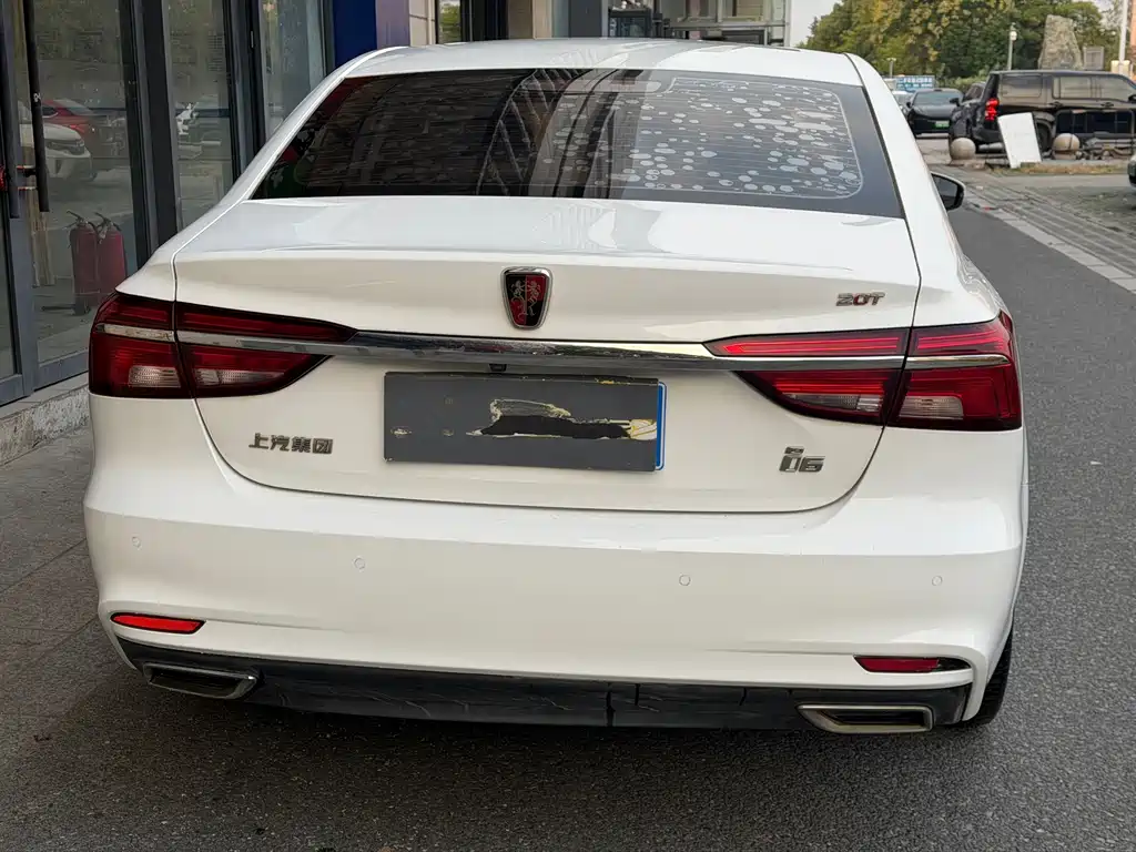 Roewe i6 Classic — миниатюра 13