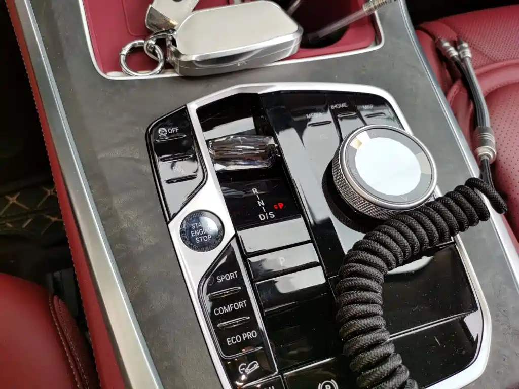BMW X5 — миниатюра 7