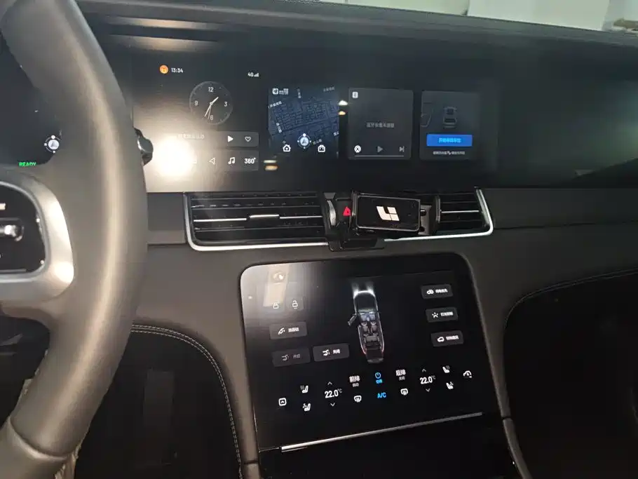 Li Auto Li ONE — миниатюра 13