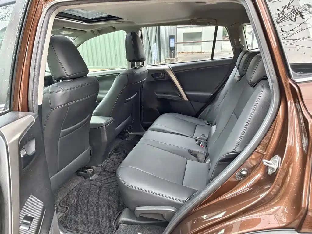 Toyota RAV4 2015 2.0L CVT