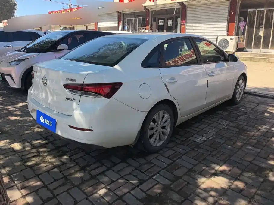Buick Excelle — миниатюра 3