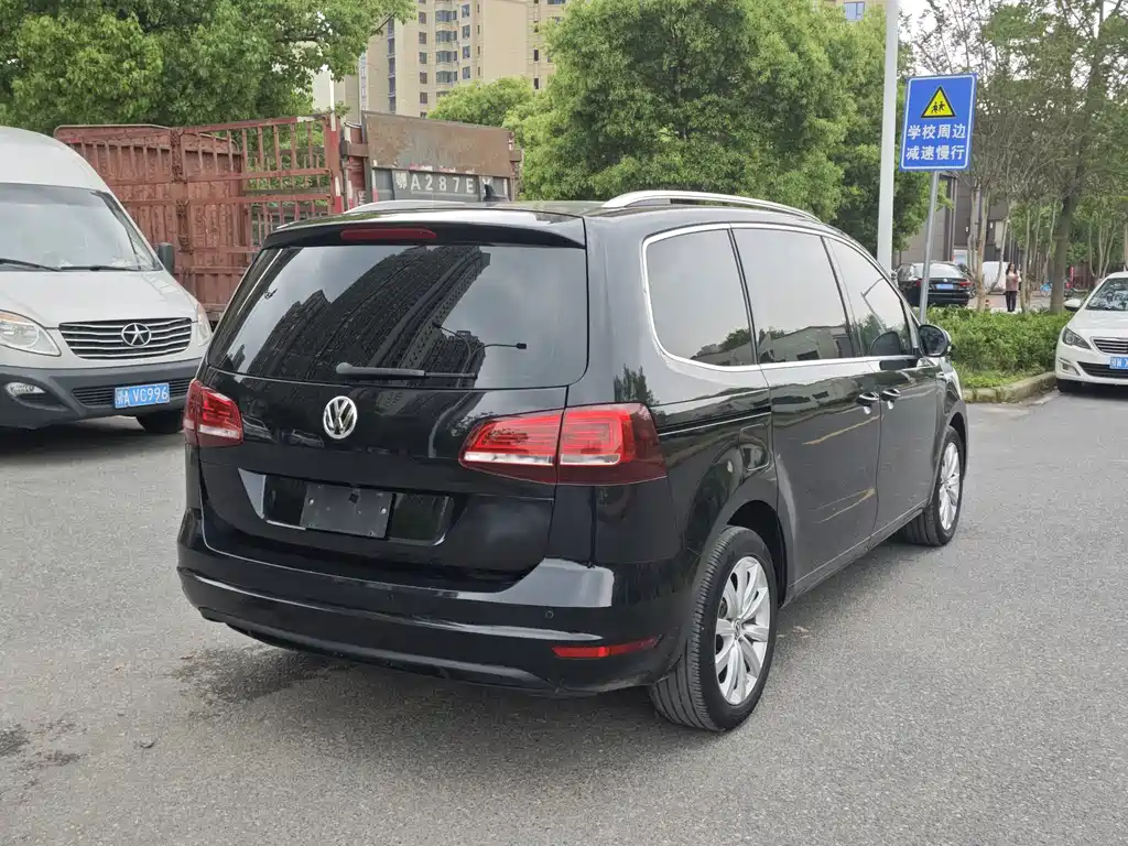 Volkswagen Sharan — миниатюра 11