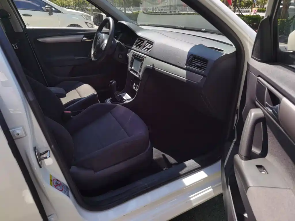 Volkswagen Lavida — миниатюра 12